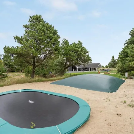Feriehus Krum - 4-5km From The Sea In Western Jutland By Interhome *